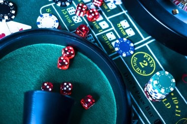 direkturtoto 125 platform showing live dealer casino tables and football match interfaces